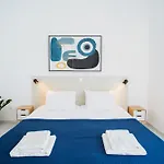 Seaside Suites